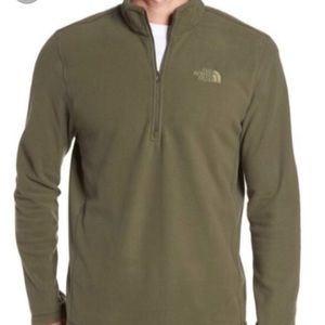 The North Face 1/4 Zip Fleece